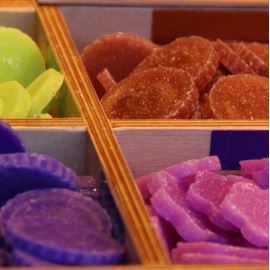 Cire naturelle faite maison pour l'aromathérapie - comment faire de la cire parfumée ?