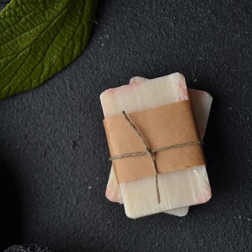 Savon naturel au sel de l'Himalaya par procédé à froid - comment le fabriquer ?