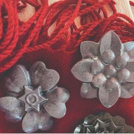 Savon de Noël aux teintes naturelles et au parfum de prune - comment fabriquer du savon à partir de la masse de savon Savon de Noël aux teintes naturelles et au parfum de prune - comment fabriquer du savon à partir de la masse de savon