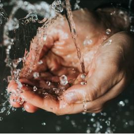 Comment se démaquiller de façon naturelle ?