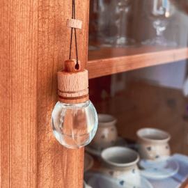 Mini diffuseurs pour la voiture, l&#39;armoire ou en forme de pendentif - fabrication de pendentifs parfumés