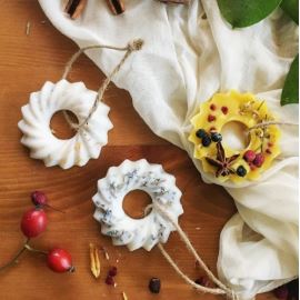 Parfums de Noël - décorations en cire parfumées Parfums de Noël - décorations en cire parfumées